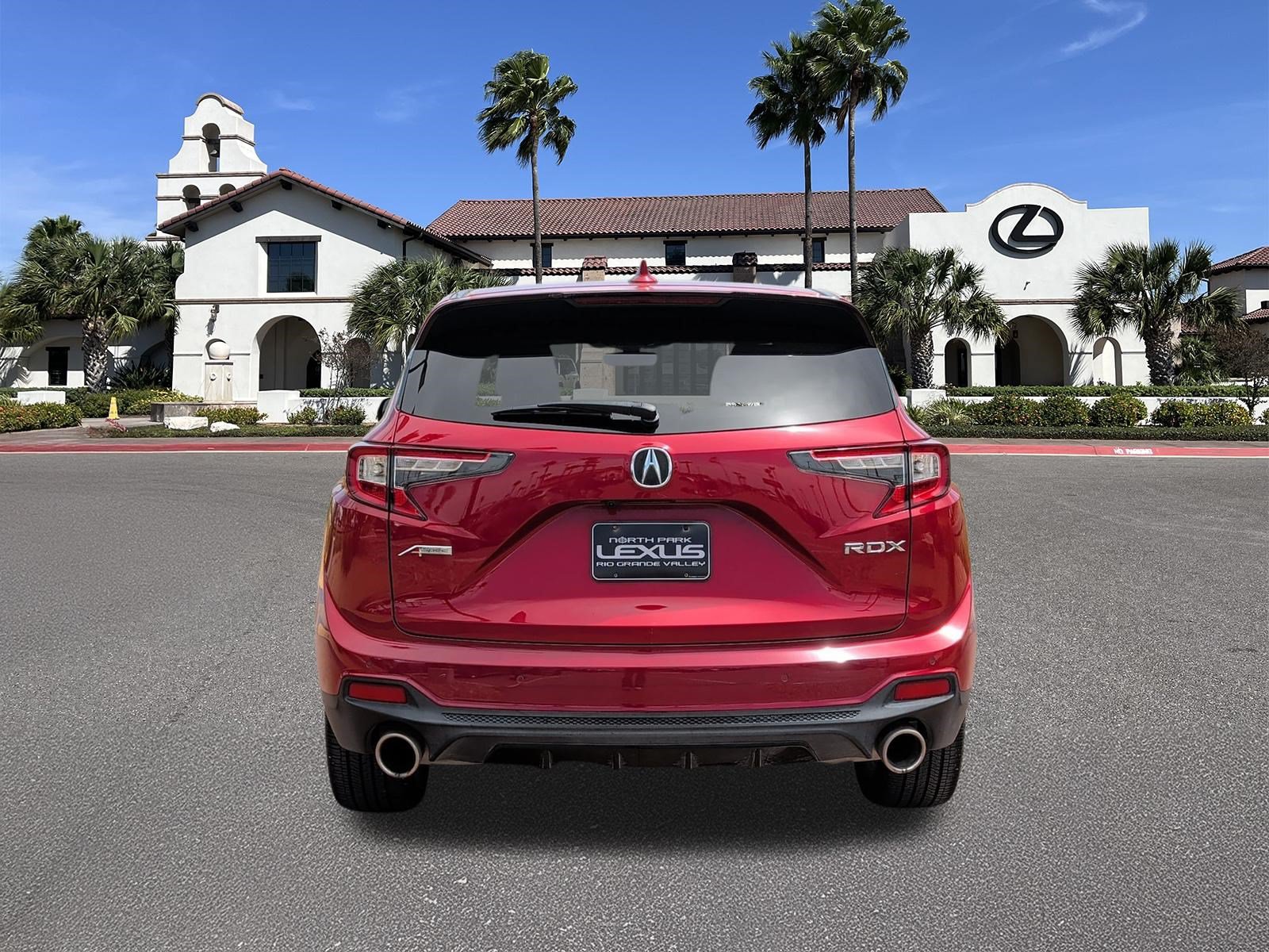 Used 2023 Acura RDX w/ Advance Package FWD image 3