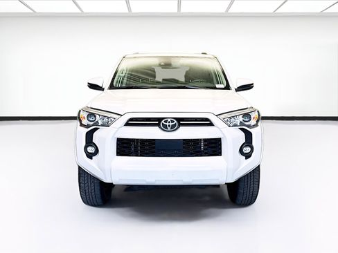 Used 2024 Toyota 4Runner SR5 Premium image 2