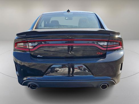 Used 2017 Dodge Charger R/T Scat Pack image 9