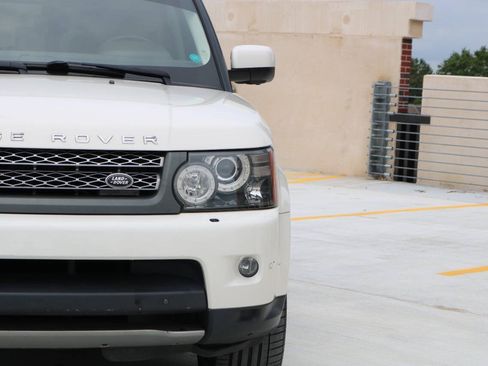 Used 2010 Land Rover Range Rover Sport Supercharged AWD/4WD image 44