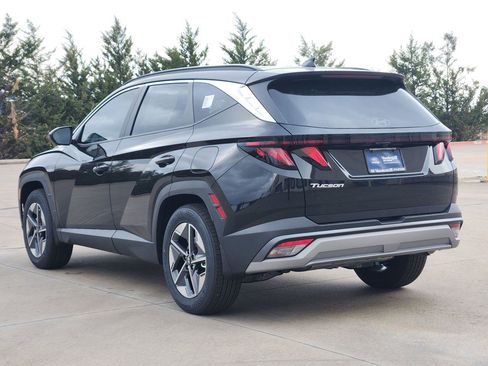 New 2026 Hyundai Tucson SEL FWD image 3