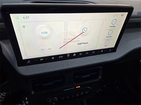 New 2025 Ford Maverick XLT w/ XLT Luxury Package image 9