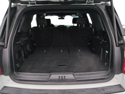 Used 2020 Ford Expedition XLT w/ Equipment Group 202A AWD/4WD image 24