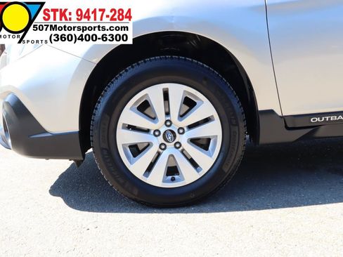 Used 2019 Subaru Outback 2.5i AWD/4WD image 28