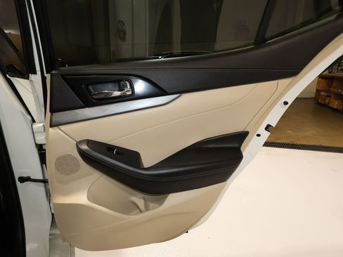 Used 2018 Nissan Maxima 3.5 SL image 19