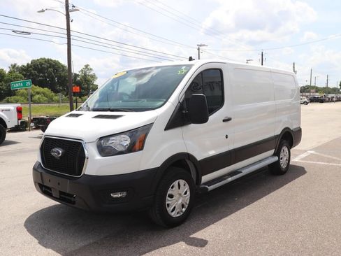 Used 2024 Ford Transit 250 Low Roof w/ Exterior Upgrade Package RWD image 5