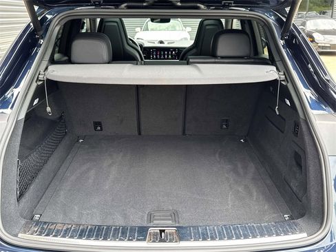 Used 2025 Porsche Cayenne S image 26