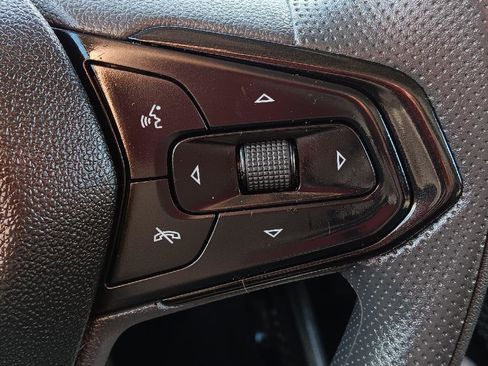 Used 2022 Chevrolet TrailBlazer LT image 18