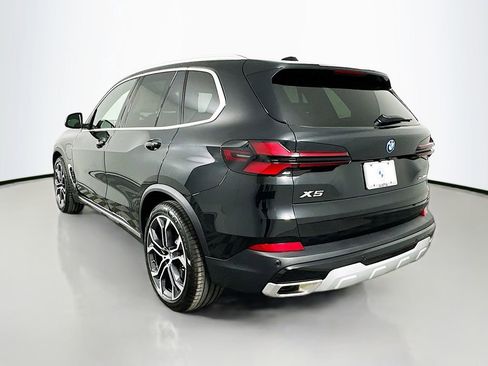 Used 2026 BMW X5 xDrive50e w/ Climate Comfort Package AWD/4WD image 7
