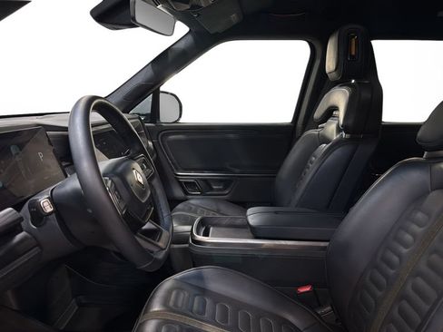 Used 2024 Rivian R1S Adventure AWD/4WD image 23