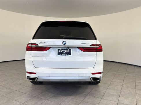 Used 2022 BMW X7 xDrive40i w/ Executive Package AWD/4WD image 9