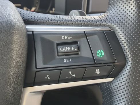 Used 2024 Mitsubishi Outlander SE Black Edition image 28