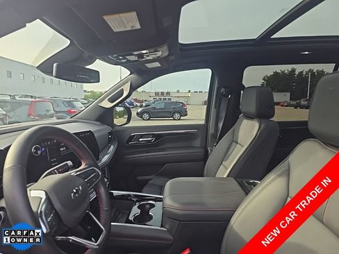 Used 2026 Chevrolet Suburban RST w/ Comfort Package AWD/4WD image 5