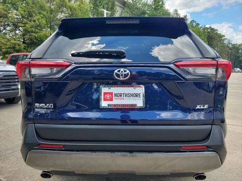 Certified 2021 Toyota RAV4 XLE Premium FWD image 4