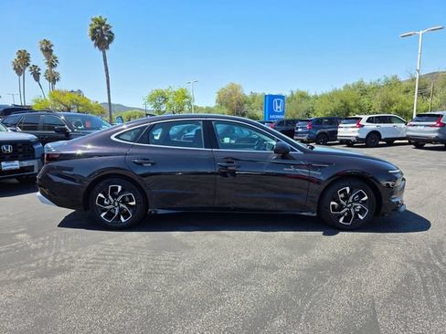Used 2025 Hyundai Sonata SEL FWD image 6