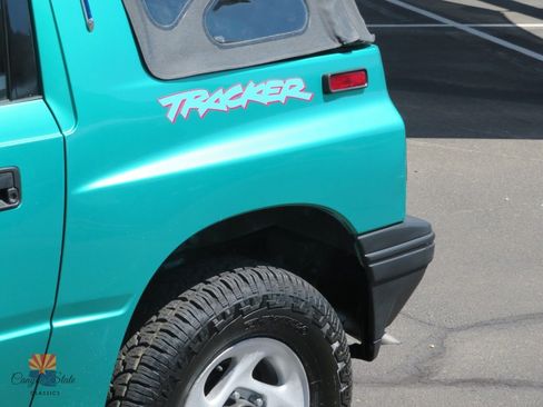Used 1995 Geo Tracker 2WD 2-Door image 16