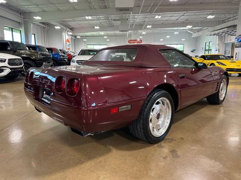 Used 1993 Chevrolet Corvette Convertible RWD image 13