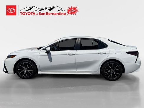 Certified 2023 Toyota Camry SE FWD image 2