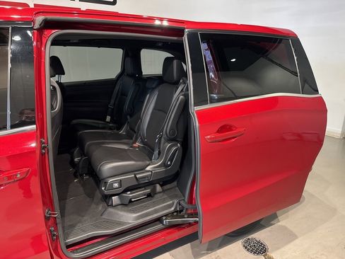 Used 2023 Honda Odyssey Sport image 28