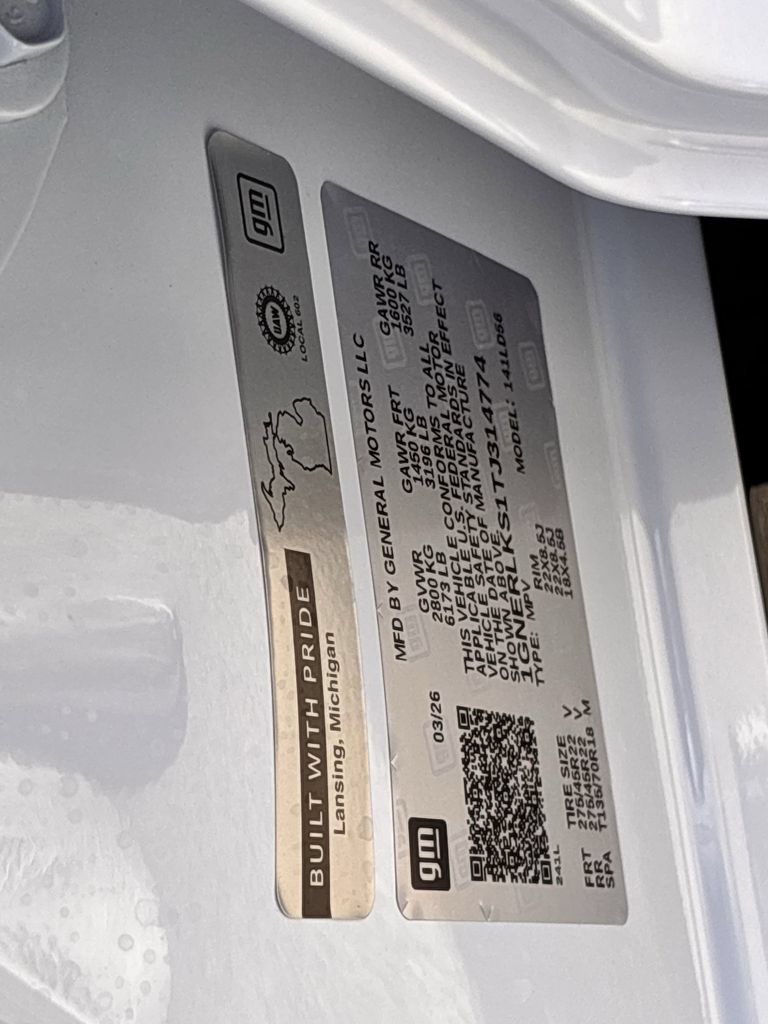 New 2026 Chevrolet Traverse RS w/ LPO, Floor Liner Package FWD image 29