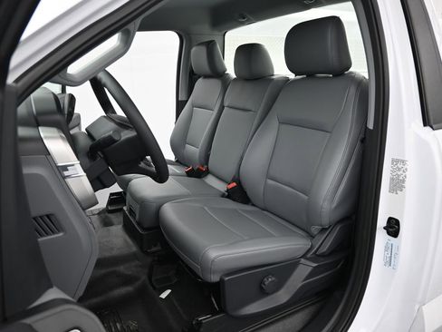 New 2025 Ford F550 2WD Regular Cab Super Duty image 10