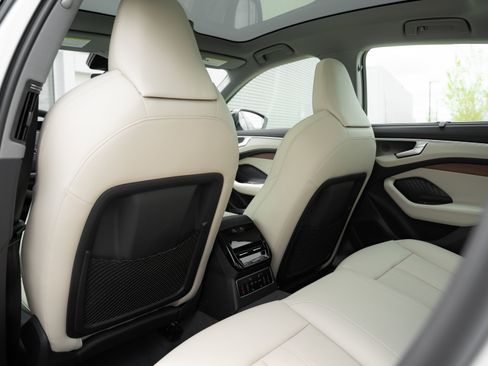 New 2026 Audi A6 Premium Plus AWD/4WD image 20
