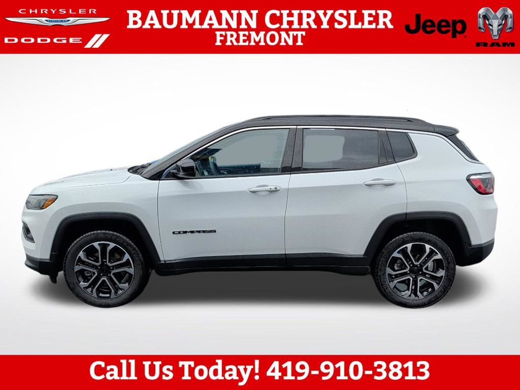 Used 2023 Jeep Compass Limited AWD/4WD image 4