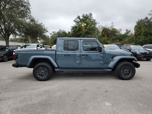 New 2026 Jeep Gladiator Sport image 3