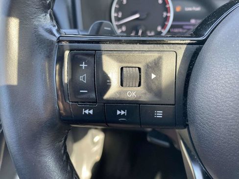Used 2022 Nissan Rogue SL w/ SL Premium Package FWD image 32