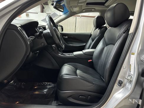 Used 2016 INFINITI QX50 Journey w/ Premium Package image 11