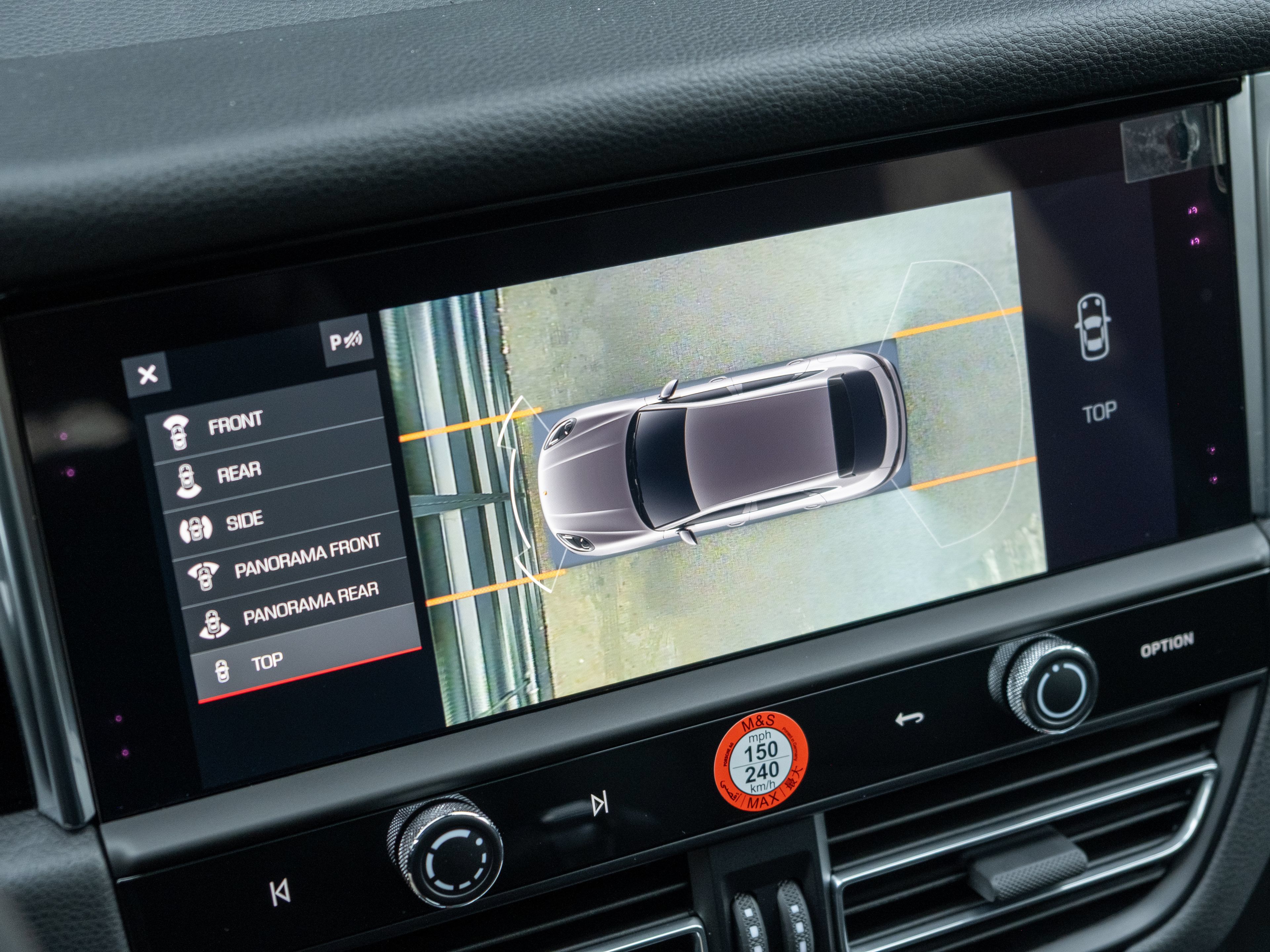 Certified 2026 Porsche Macan AWD/4WD image 30