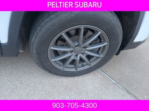 Used 2019 Jeep Cherokee Latitude Plus image 4