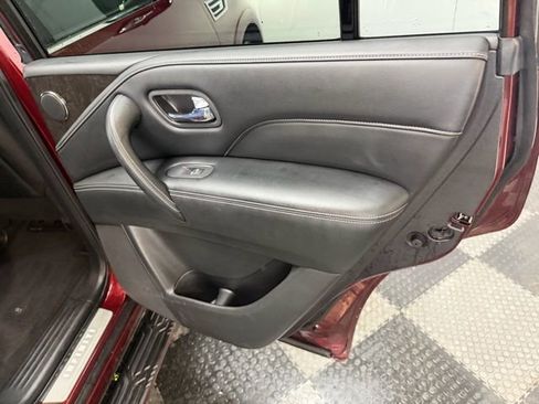 Used 2021 INFINITI QX80 Luxe w/ All-Season Package image 39