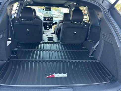 Used 2025 Acura MDX A-Spec image 26