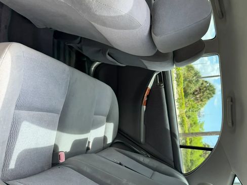 Used 2005 Toyota Corolla S FWD image 21