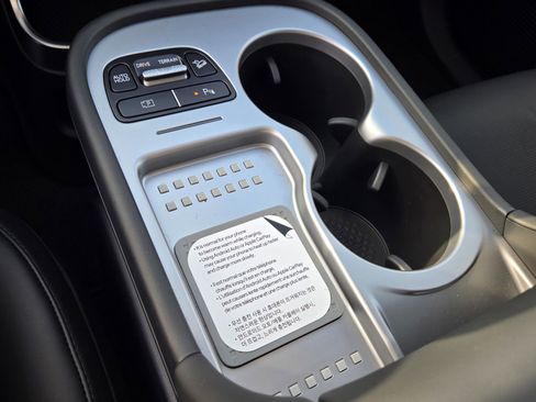 New 2026 Hyundai Ioniq 9 SEL image 20