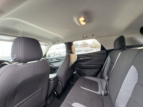 Used 2023 Chevrolet TrailBlazer LT w/ Convenience Package image 19