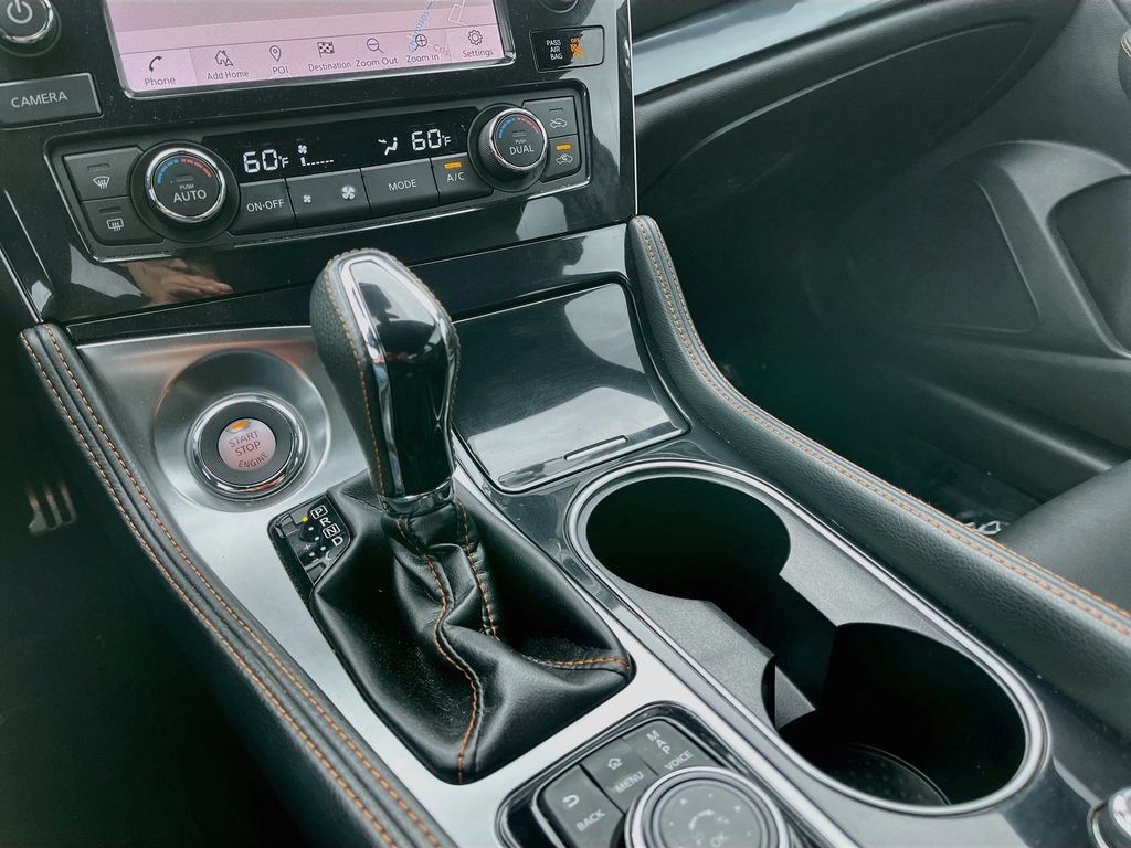Used 2023 Nissan Maxima SR w/ Sport Mat Group FWD image 17