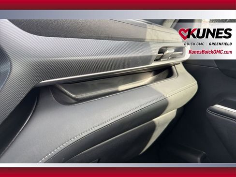 Used 2024 Toyota Highlander XSE AWD/4WD image 31