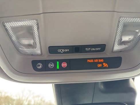 Used 2024 Chevrolet Malibu LT image 24