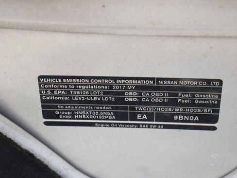 Used 2017 Nissan Frontier S image 12