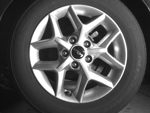 Used 2025 Kia Soul LX w/ LX Technology Package image 14