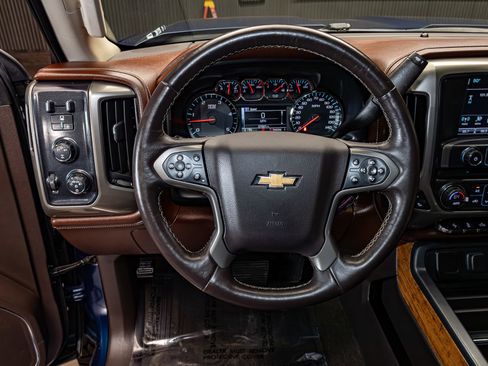 Used 2016 Chevrolet Silverado 2500 High Country w/ Duramax Plus Package image 14