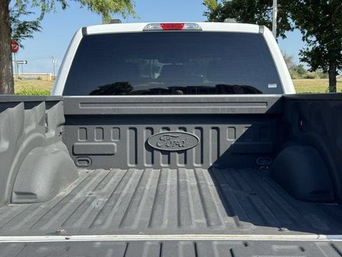 Used 2022 Ford F150 XLT w/ Trailer Tow Package AWD/4WD image 32