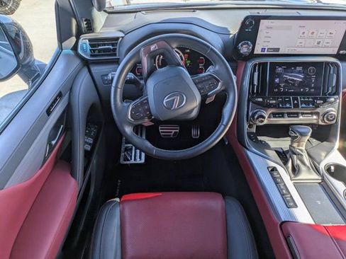 Used 2024 Lexus LX 600 F Sport image 14
