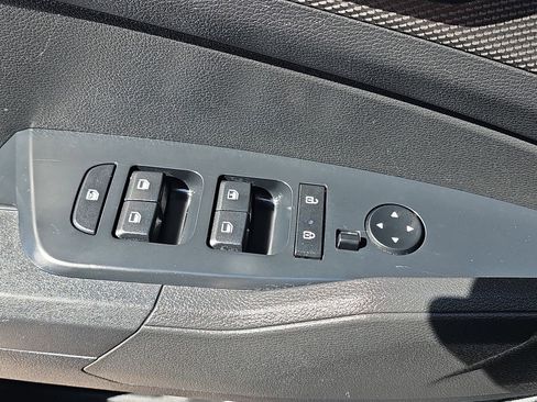 Used 2025 Kia Sportage LX image 26