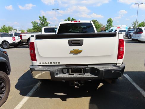 Used 2011 Chevrolet Silverado 3500 LTZ w/ LTZ Plus Package AWD/4WD image 6