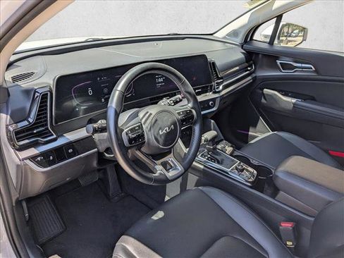 Used 2024 Kia Sportage EX FWD image 9