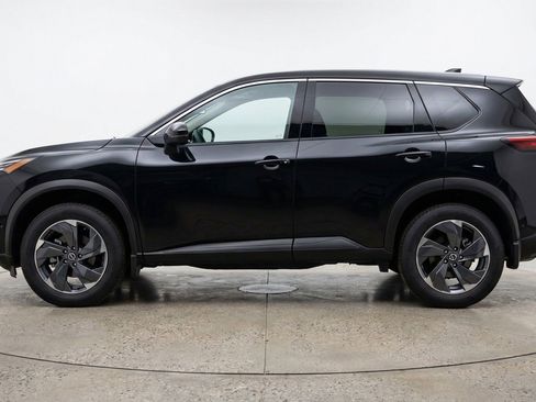 Used 2025 Nissan Rogue SV FWD image 5