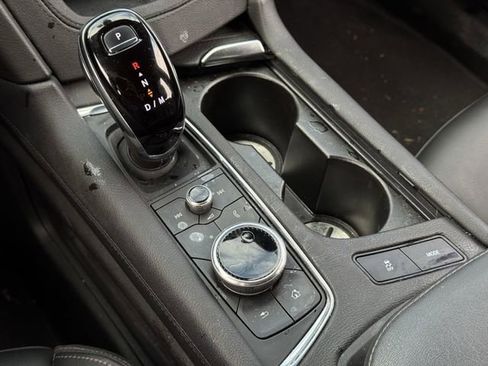 Certified 2022 Cadillac XT6 Luxury image 21